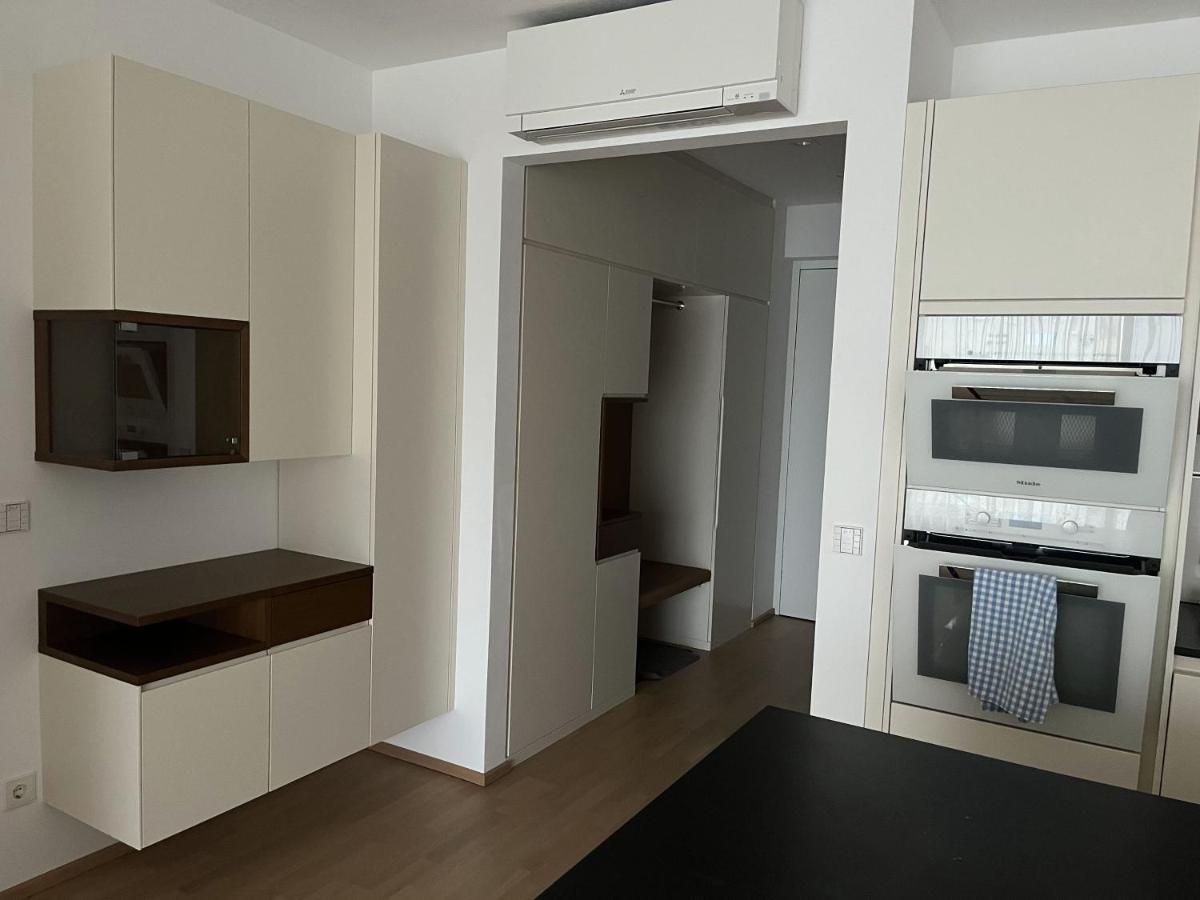 Luxusappartement Mit Garage Im Zentrum Vídeňské Nové Město Exteriér fotografie